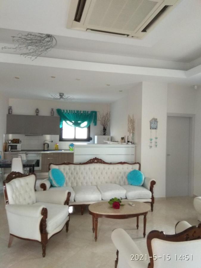 Irenes Apartment Kallithea  Luaran gambar