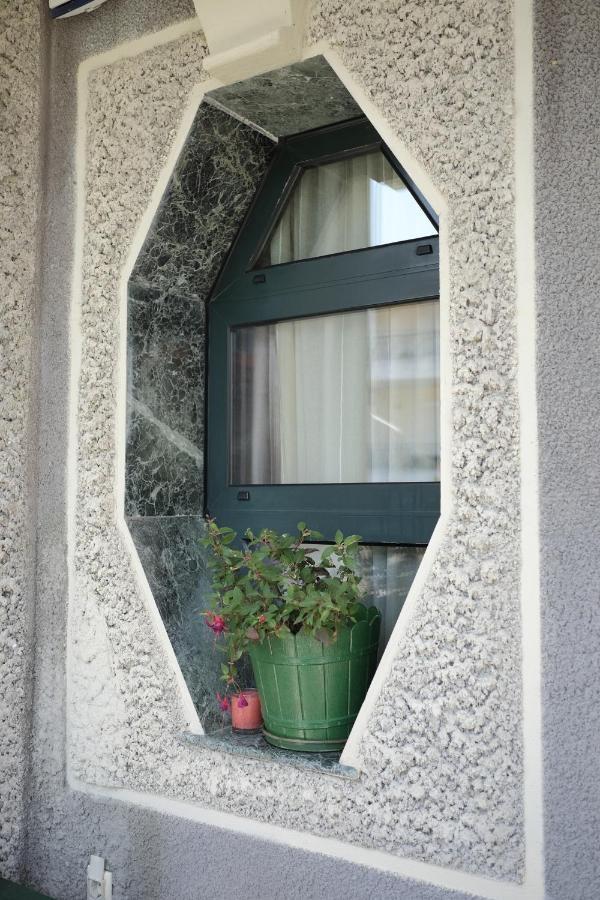Irenes Apartment Kallithea  Luaran gambar